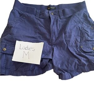 Women’s blue cargo shorts medium